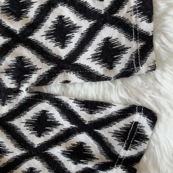 H&M printed crop tank top - Picture 2 of 3